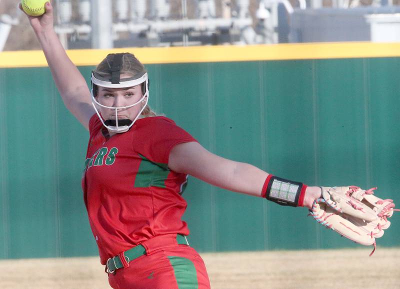 L-P's Taylor Vescogni delivers a pitch to Kewanee on Monday, March 11, 2024 at the L-P Athletic Complex in La Salle.