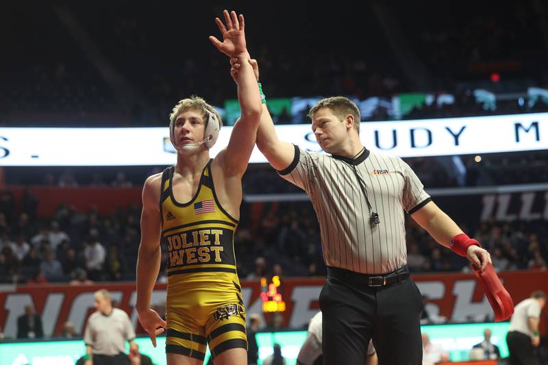 Joliet West’s Carson Weber defeats Batavia’s Aidan Huck in the 144-pound Class 3A state 3rd place match on Saturday, Feb. 17th, 2024 in Champaign.