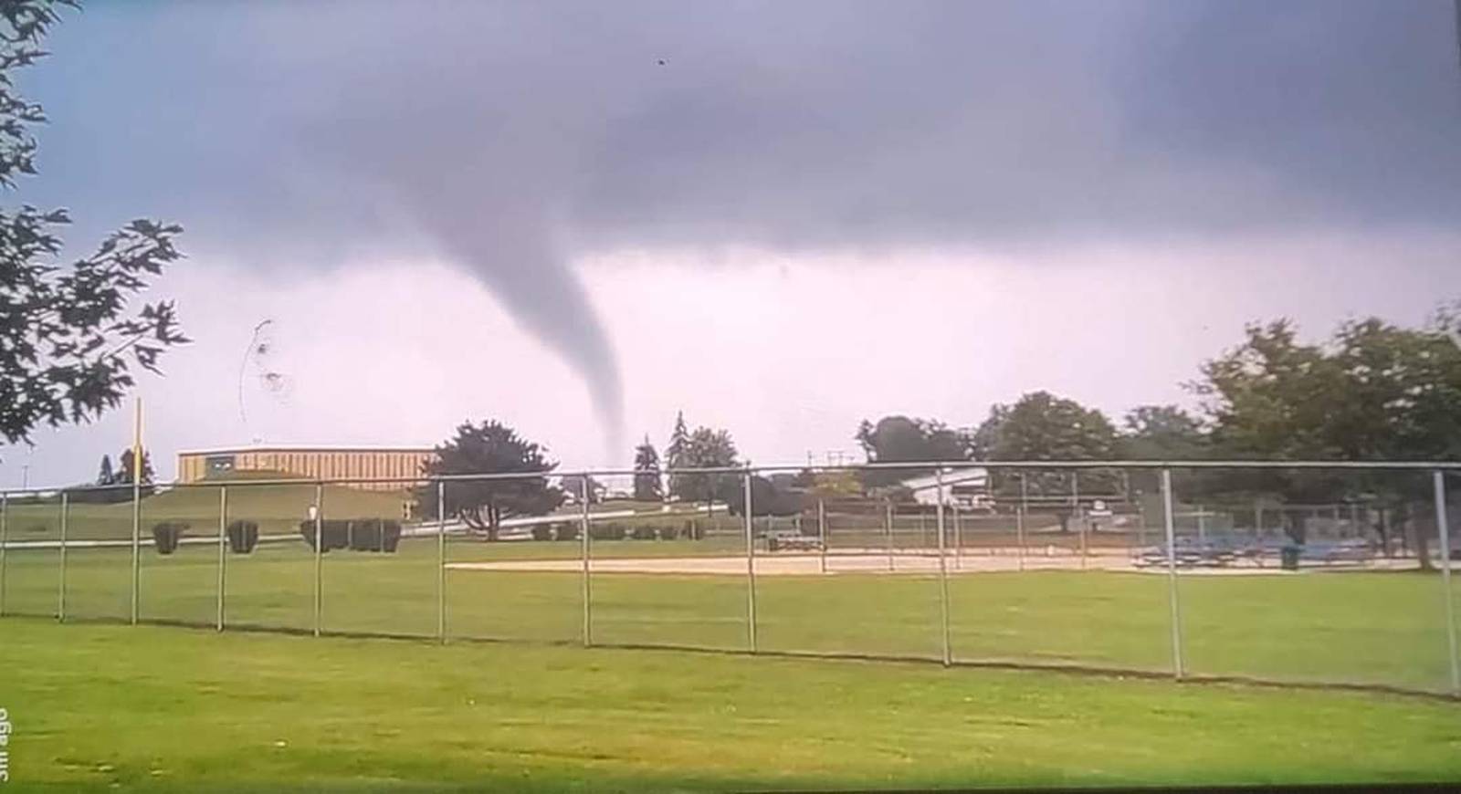 Reader photos: Monday tornadoes in DeKalb County – Shaw Local