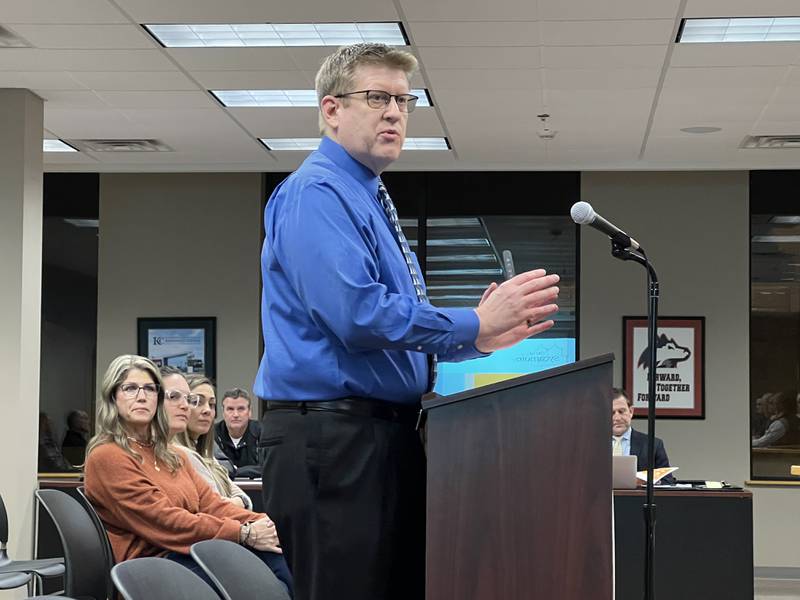 City of Sycamore City Manager Michael Hall talks to the City Council through three options for the 2023 property tax rate levied by the city.