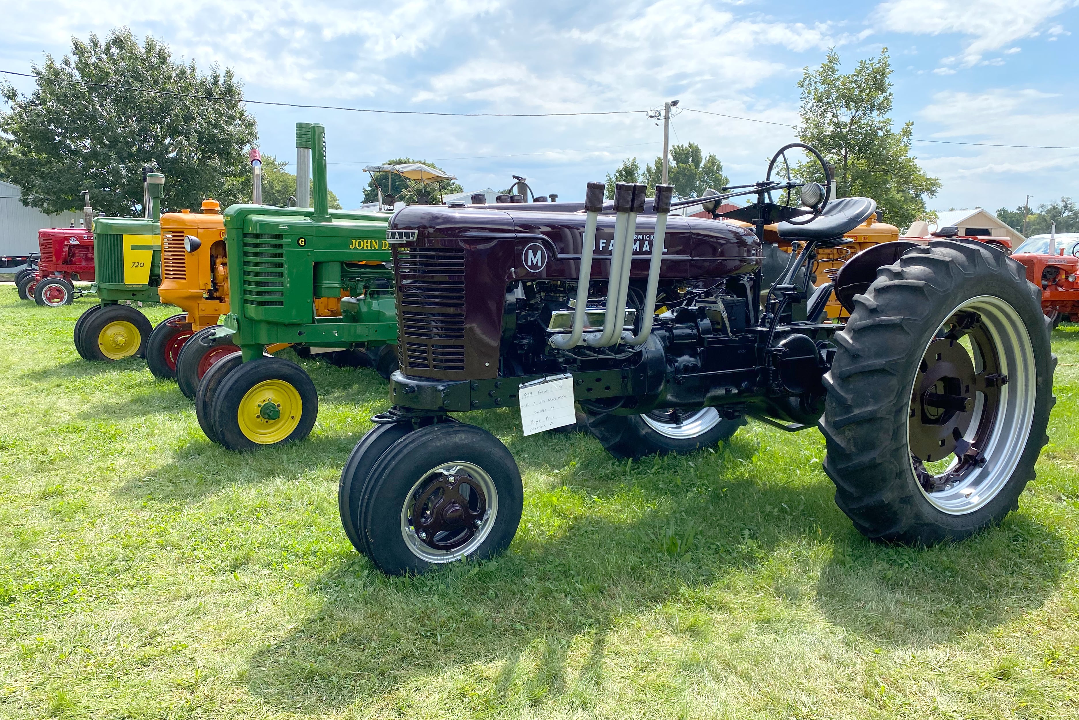 Whiteside County Fair plans tractor show, participants can register now