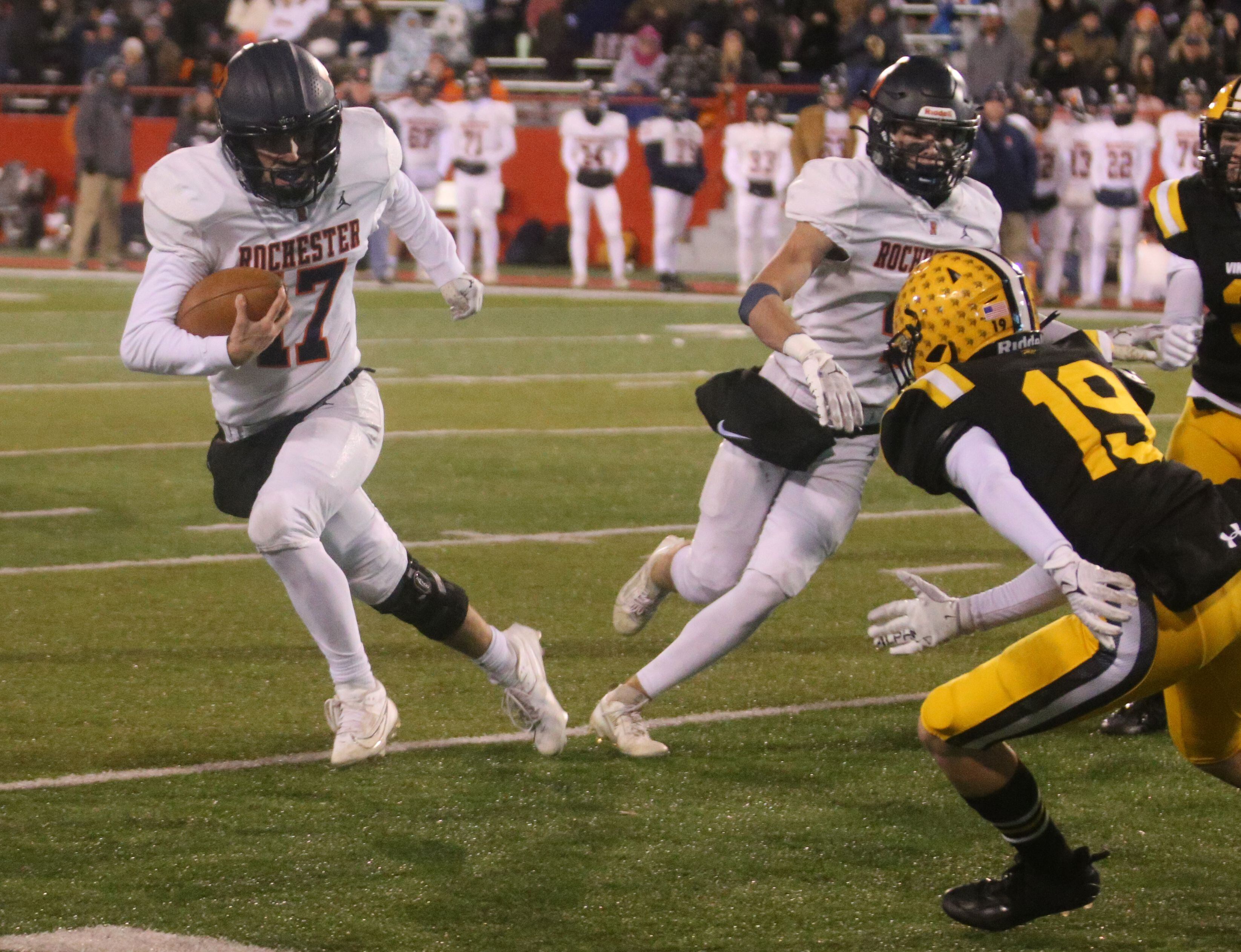 St. Rita loses to Rochester in Class 5A state championship