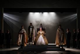 ‘The Audience’ pays royal salute to Queen Elizabeth II at Drury Lane Theatre in Oakbrook Terrace