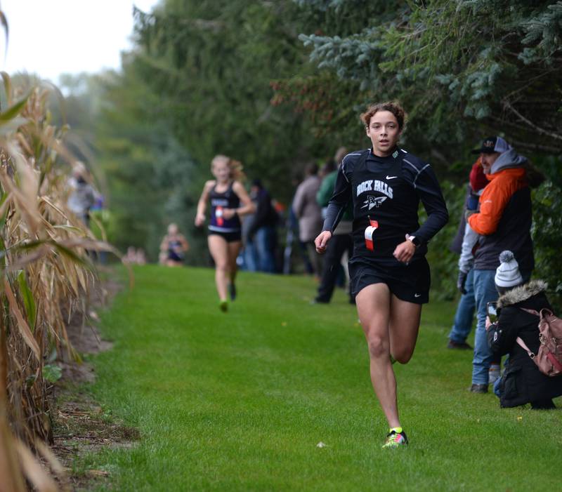 Rock Falls' Ariel Hernandez leads runners at the 2023 Big Northern Conference meet at Oregon Park West.