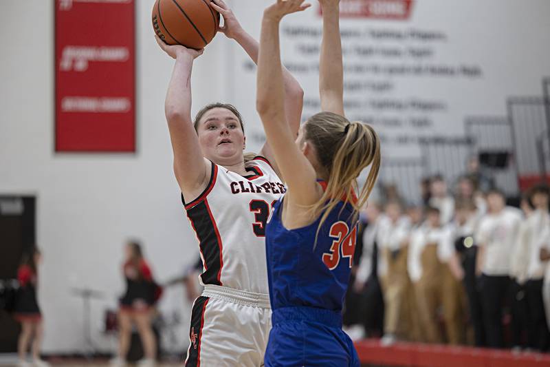 Amboy’s Emily Sachs puts up a shot over Eastland’s Trixie Carroll Friday, Jan. 19, 2024 at Amboy High School.