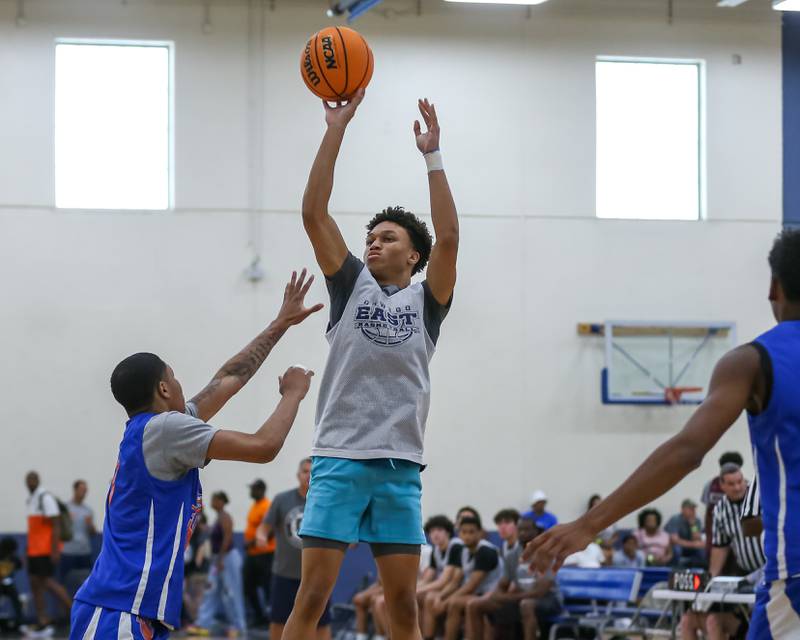 Oswego East's Myles Buchanan shoots a jump shot at the Riverside-Brookfield Summer Shootout basketball tournament. June 22, 2024.