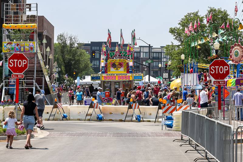 Photos Grove Fest in Downers Grove Shaw Local