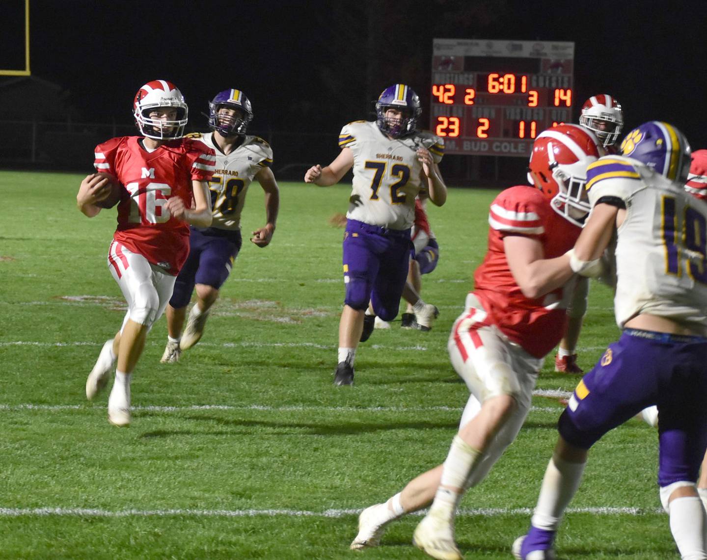 Morrison's Colton Bielema gains yardage during the MHS Homecoming game against Sherrard on Friday, Oct. 29.