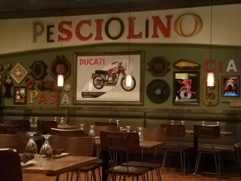 Pesciolino Oseteria in Channahon recently revamped its menu and website and remodeled the restaurant in honor of its upcoming seventh anniversary.