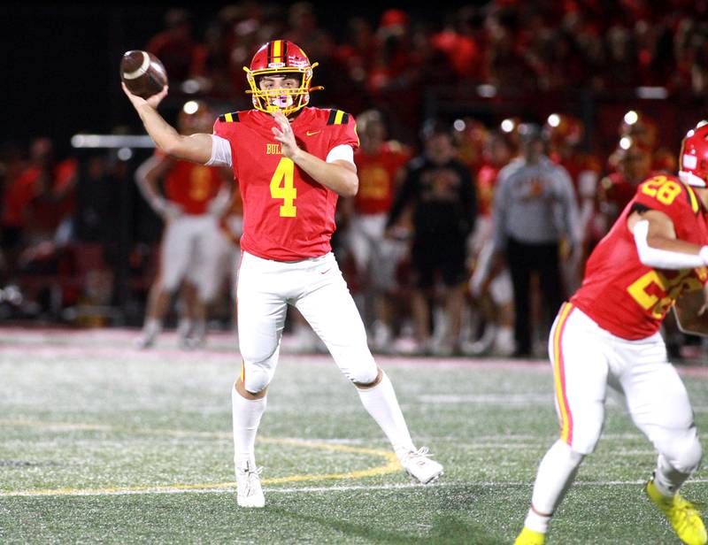 Batavia quarterback Bodi Anderson throws the ball during a game against South Elgin Friday, Sept. 6, 2024 in Batavia.