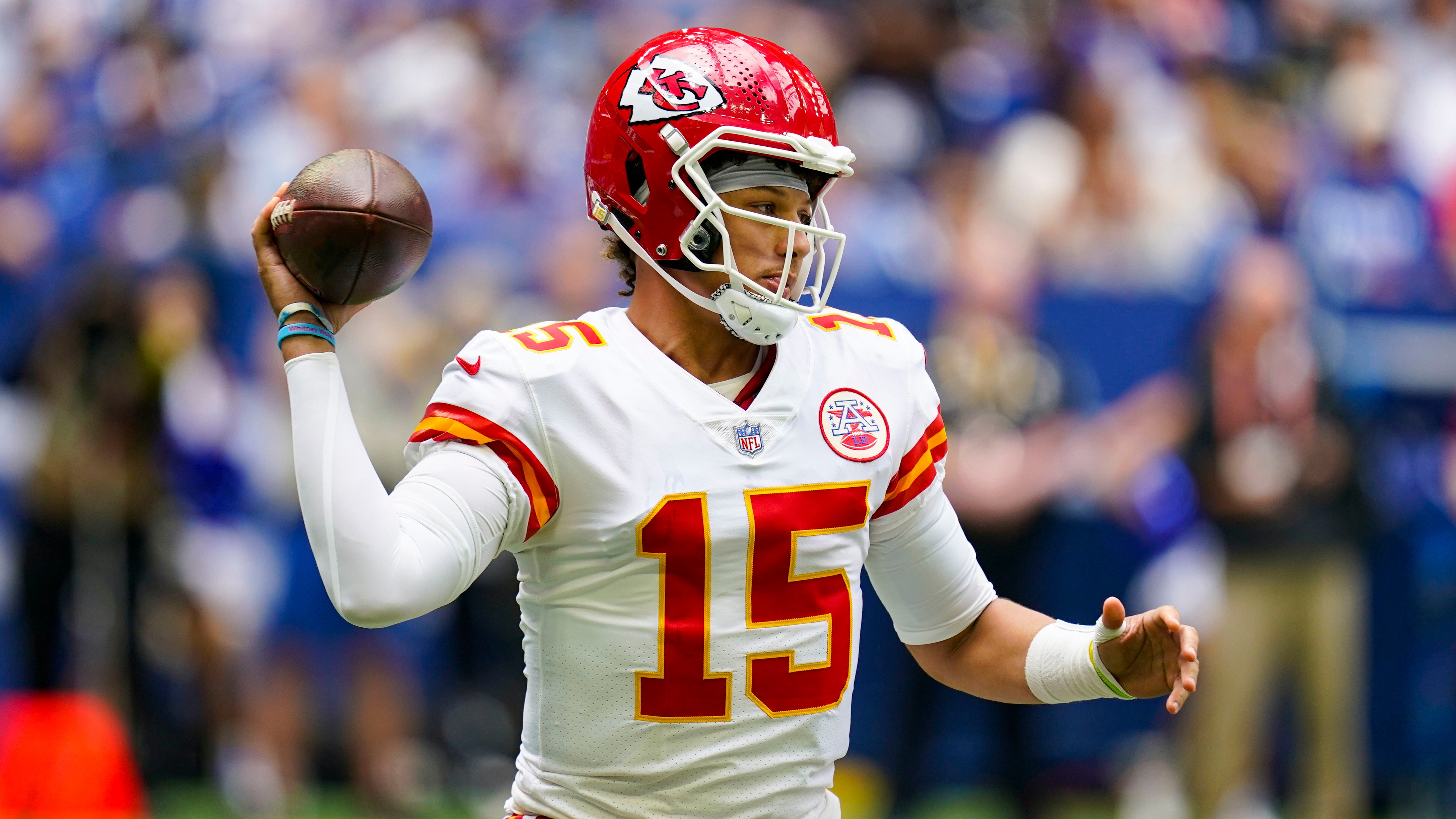 Betting: Will Raiders upset Mahomes and Chiefs on SNF?