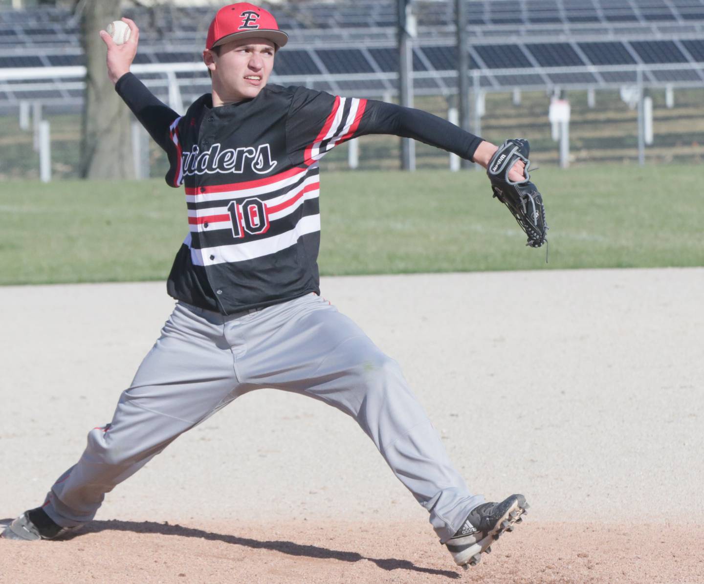 Earlville's Trenton Fruit (10) delivers a pitch to Somonauk on Thursday, April 14, 2022 in Somonauk.