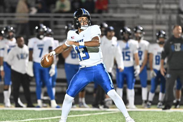 Lincoln-Way East, the Jonas Williams Show overpower Andrew