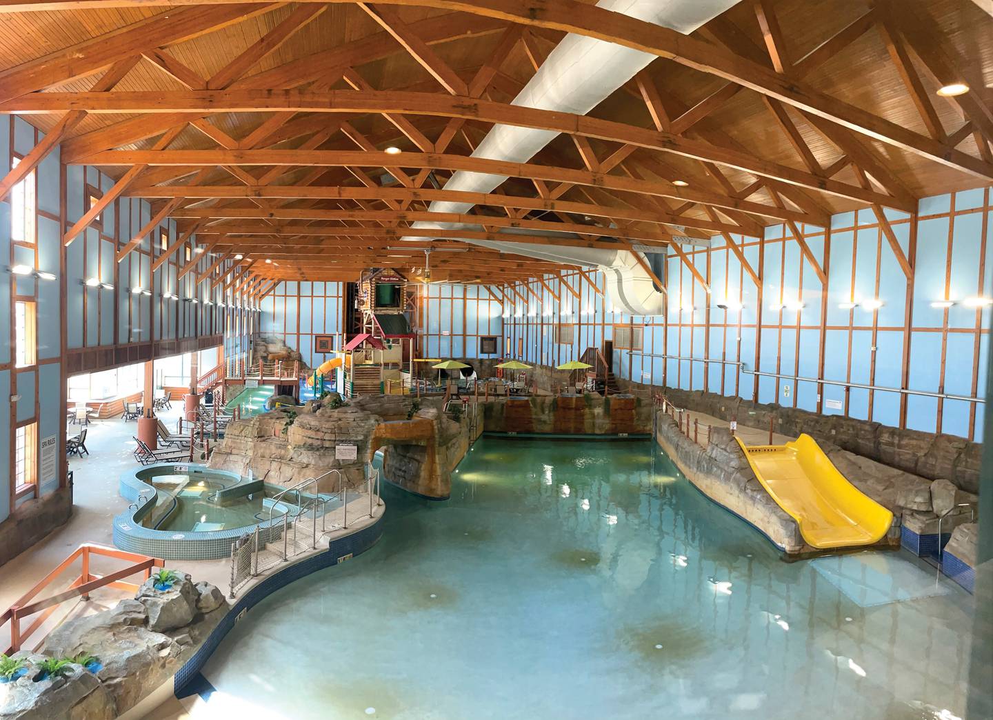 Grand Bear Falls is an indoor water park linked to Grand Bear Resort at Starved Rock.