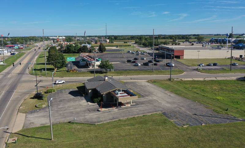 An aerial view of the former Midland Bank on the corner of Backbone and Main Street on Tuesday, Sept. 3, 2024 in Princeton. The Princeton City Council meet to discuss an ordinance approving the final plat of Michael's Plaza Subdivision with a proposal for Aldi's and Starbucks. Starbucks expects to break ground in the next 30 days with Aldi's slated for Spring of 2025.