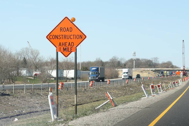 A signs alerts drivers of construction on westbound Interstate 80 on Wednesday, March 20, 2024 in Joliet.