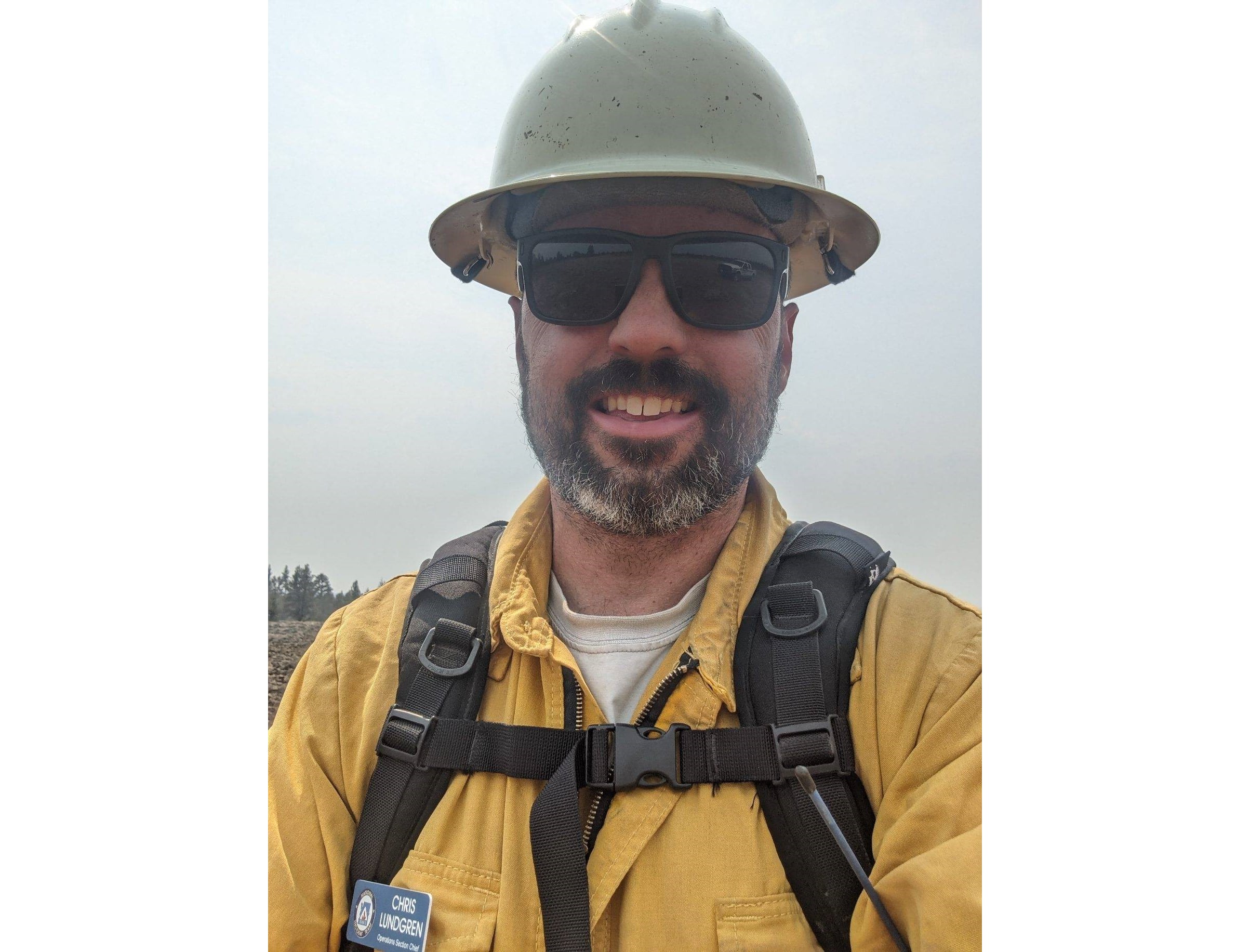 Forest fire management officer in Wilmington fought forest fire in Oregon