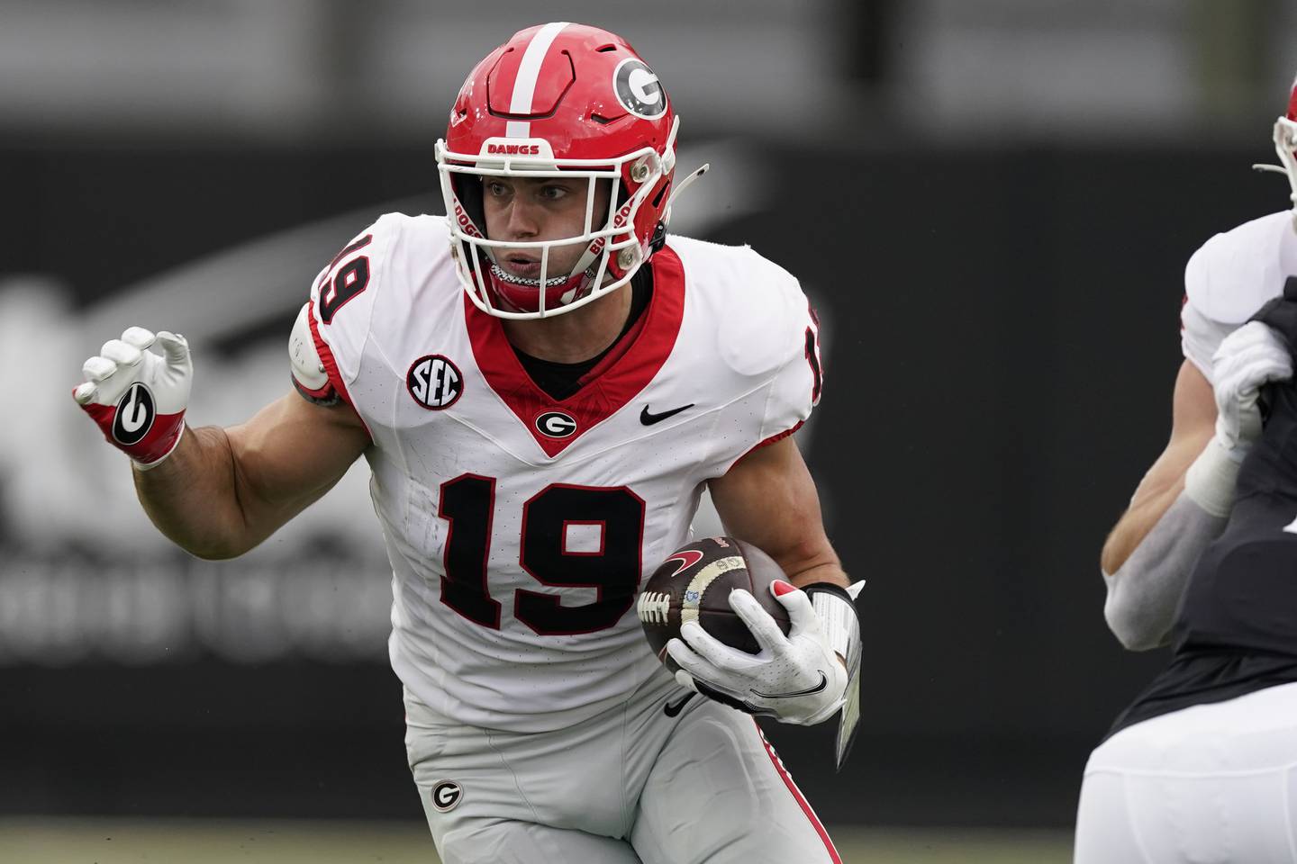 Georgia tight end Brock Bowers runs with the ball after a catch against Vanderbilt on Saturday, Oct. 14, 2023, in Nashville, Tenn.