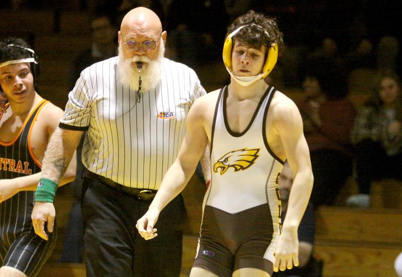 Jacobs’ Dom Ducato (right) wins against Crystal Lake Central’s Ramiro Rendon (left) at120 pounds in varsity wrestling Thursday at Algonquin.