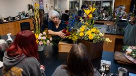 Kishwaukee College hosts Artist in Residence certified florist coordinator