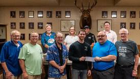 Oglesby Elks donate $2,000 to local police