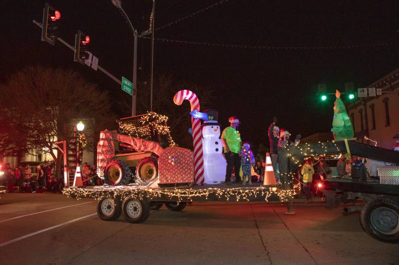 A float makes the turn down Liberty Street during the Morris Home for the Holidays parade.