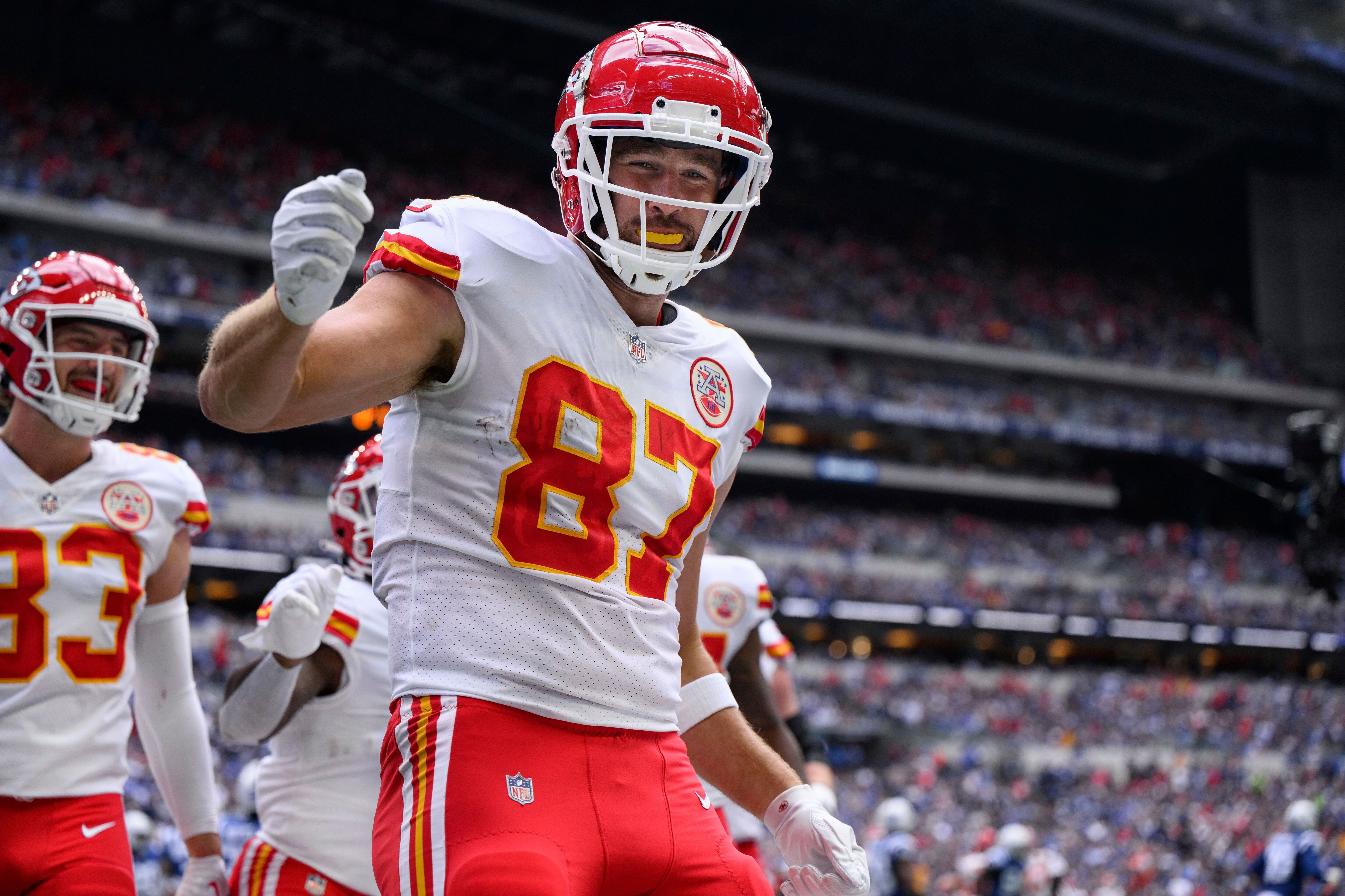 Travis Kelce Odds & Props - Sunday Night Football Week 4