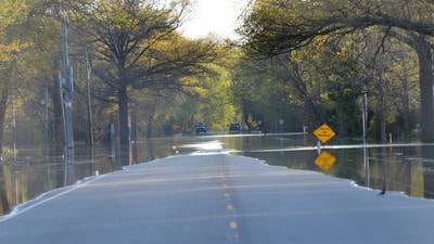 Mississippi River expected to crest Monday in Carroll and Whiteside counties