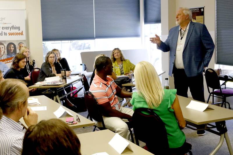 Tom Faber leads the STEP Forward workshop on Tuesday, Aug. 13, 2024, at the McHenry County Workforce Center. The work readiness workshop helps prepare job seekers who've had past involvement in the legal system.