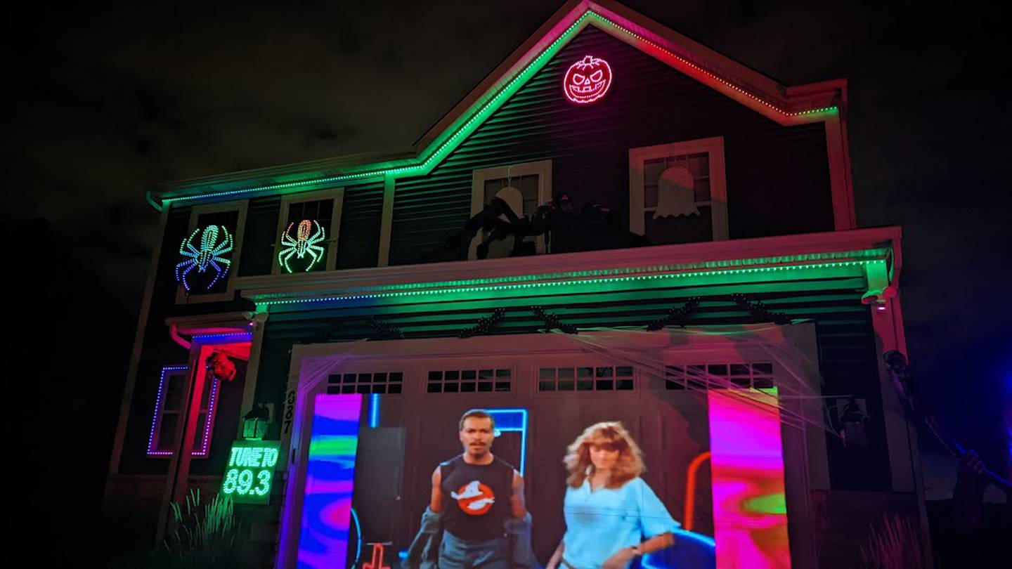 ‘stranger Things Light Show On Display At Cortland Home Through Halloween Shaw Local 1942