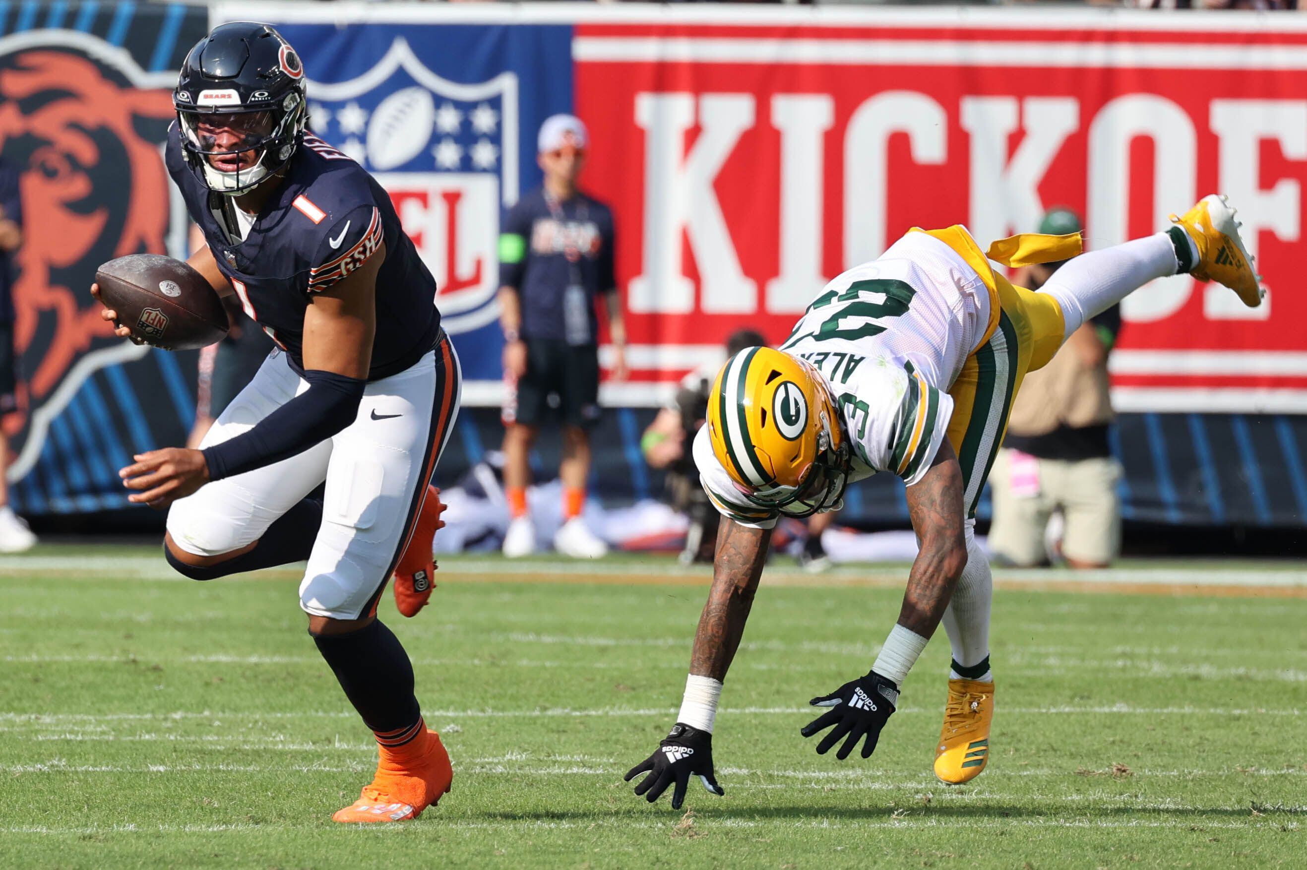 2016 Chicago Bears bowling ball