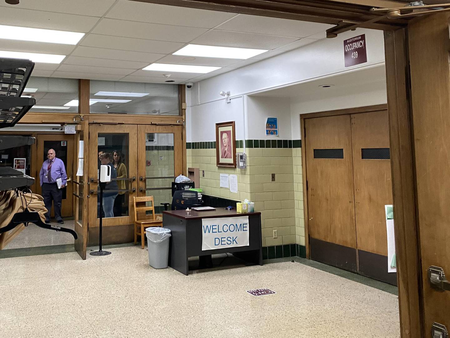 The front entrance at Morris Community High School.