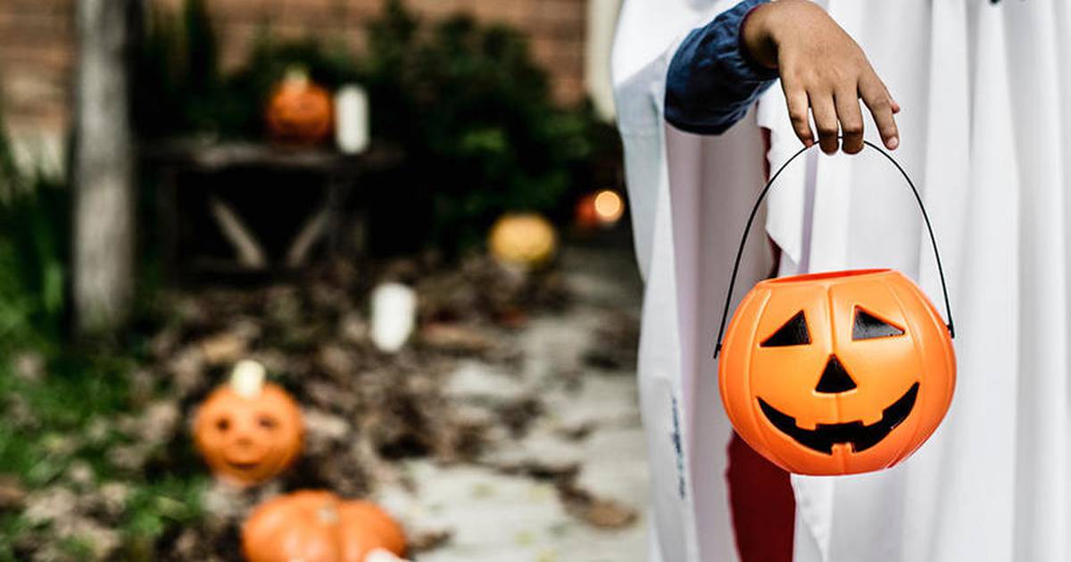 Village of Oswego announces extended trickortreating hours, urges