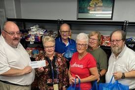 Hall Township Food Pantry receives $500 gift from Oglesby Elks