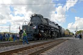 Big Boy Steam Engine makes whistle stop in Sterling