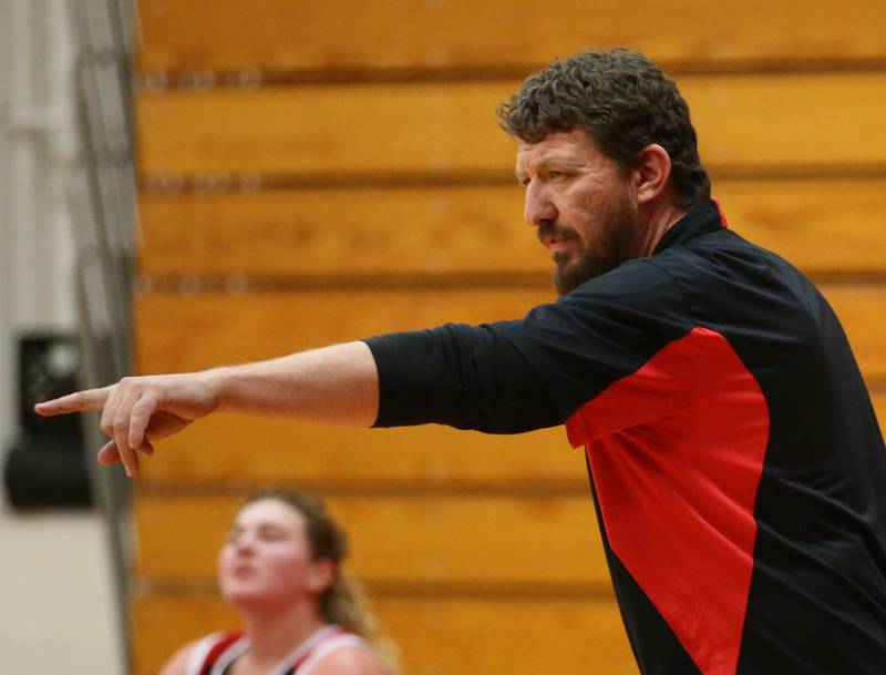 Henry-Senachwine head girls basketball coach Erik Greenwood coaches his team against Streator on Wednesday, Jan,. 4, 2023 at Streator High School.