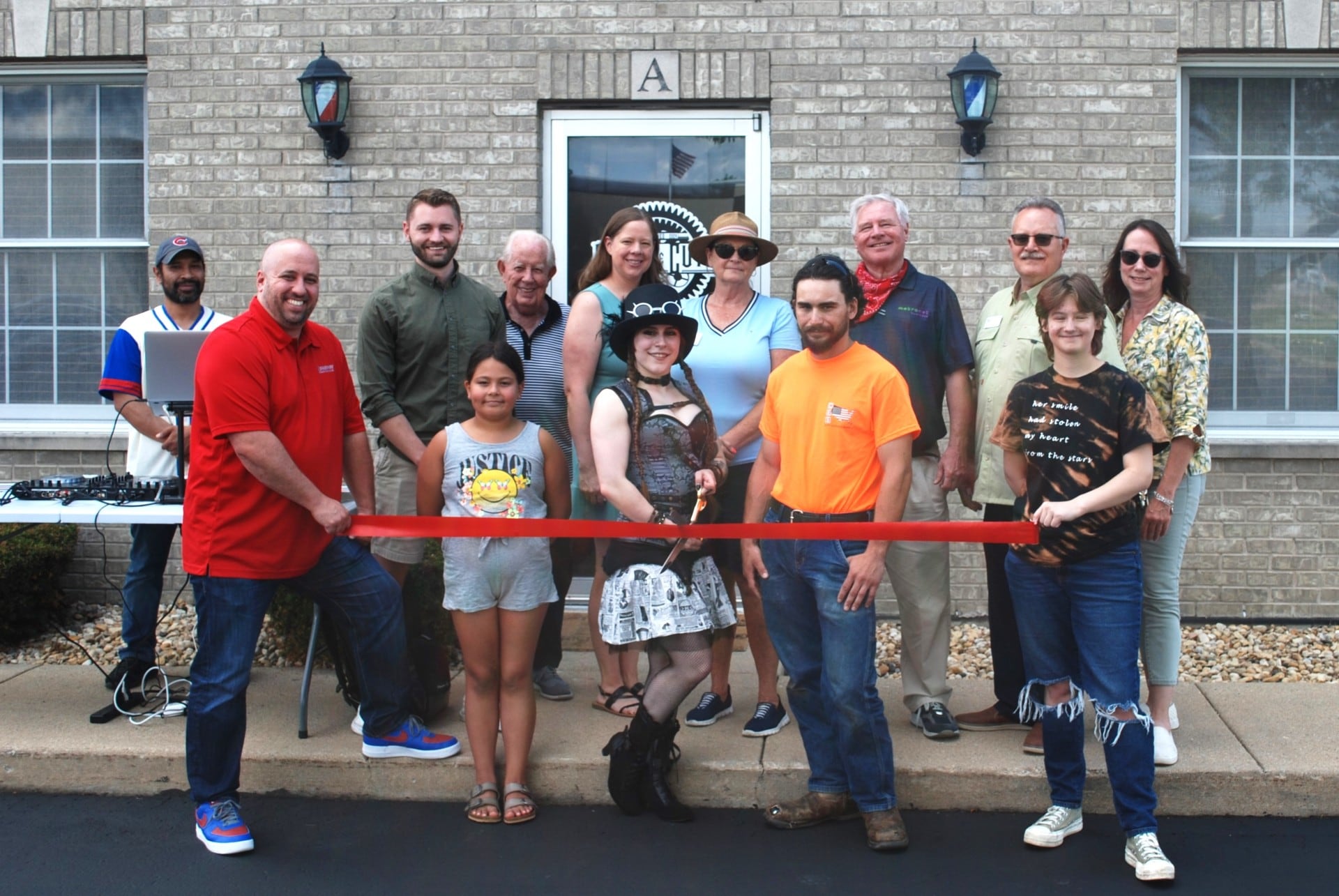 Yorkville Chamber welcomes  Steam and Cuts barbershop