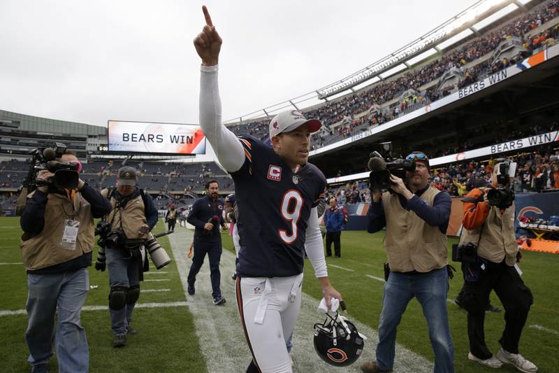 Chicago Bears kicker Robbie Gould celebrates as he leaves the field after a against the Oakland Raiders, Sunday, Oct. 4, 2015, in Chicago.