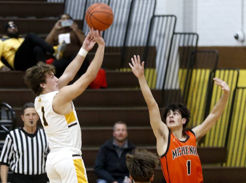 Boys basketball: Jacobs grabs win over McHenry in FVC opener – Shaw Local
