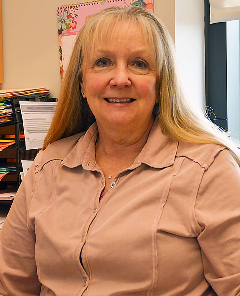 Illinois Valley Community College Counselor Debbie Burch is this year’s winner of the Outstanding Part-Time Faculty Award. Staff, faculty and retirees will be honored April 4 during the annual recognition dinner.