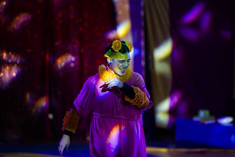 Poppet, a character with Cirque Luz Dalia, starts the show Tuesday, April 2, 2024 at Dixon Park District’s The Facility. The traveling group featured acrobats, juggling, comedy and stunts to the delight of the audience.