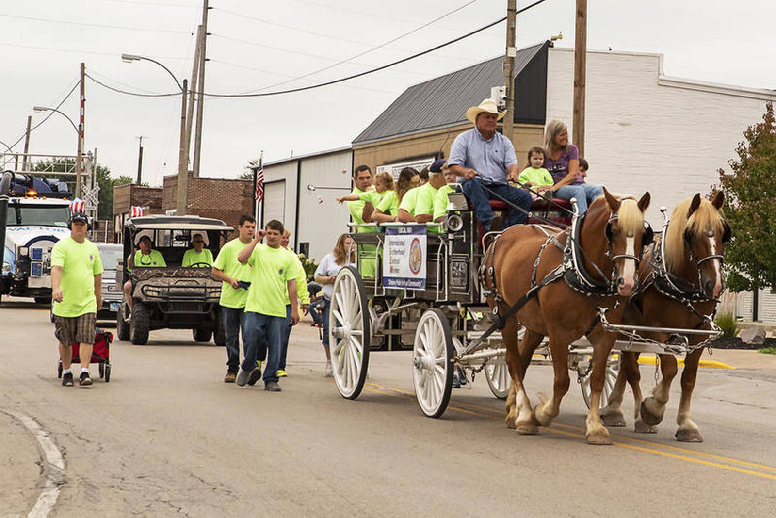 Streator struts through streets for Labor Day parade Shaw Local