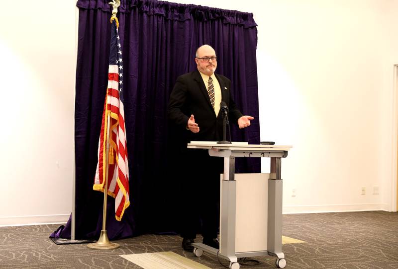 Tom Galante, candidate for St. Charles’ 1st ward alderman, gives his opening statement during a candidate forum hosted by the St. Charles Chamber of Commerce at Clarke Control in St. Charles on Wednesday, Feb. 22, 2023.