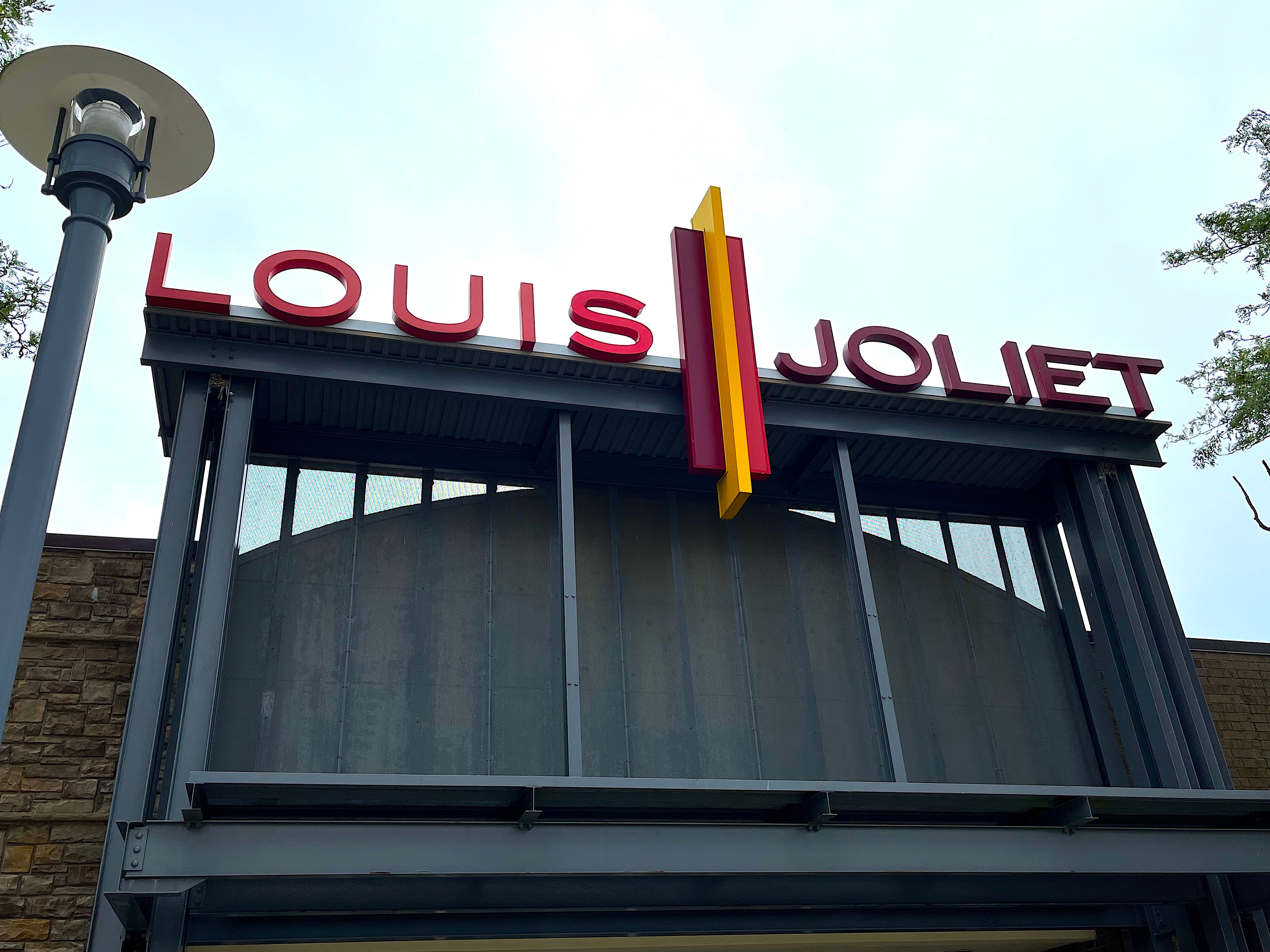 Joliet man accused of $15,000 jewelry theft at Louis Joliet Mall