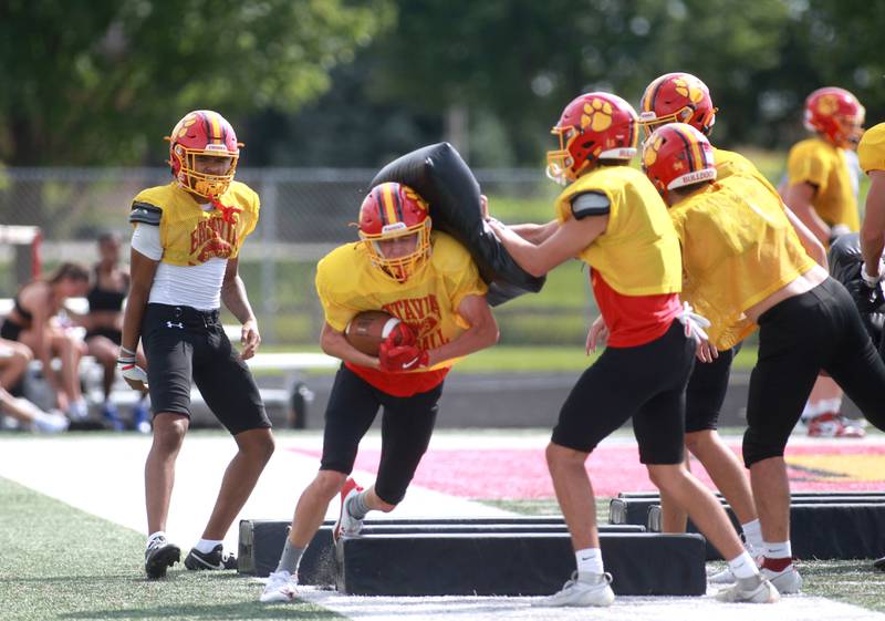 Batavia’s offense run drills during a practice on Wednesday, Aug. 28, 2024 at the school.