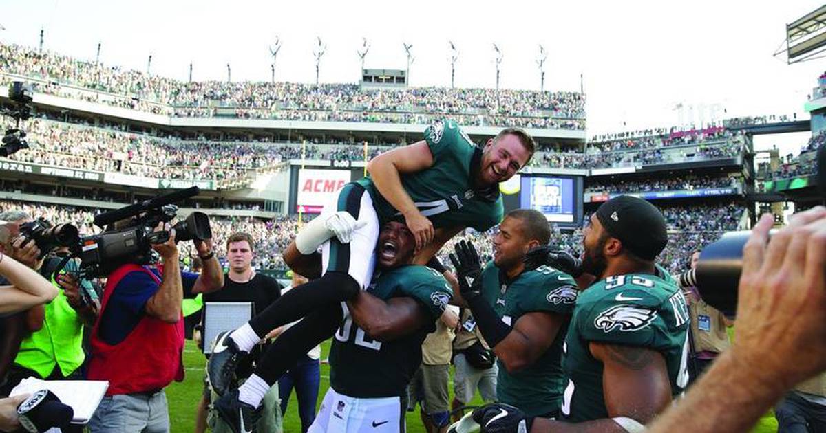 Lyons Township High School Alumni Association - LT Lions congratulate  Philadelphia Eagle Jake Elliott (LT '13) on his Super Bowl win!