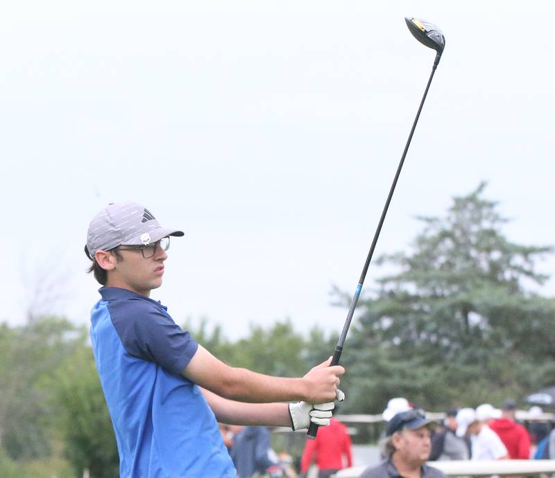 Marquette's Daniel Hoffman tees off during the Class 1A Regional on Wednesday, Sept. 27, 2023 at Wolf Creek Golf Club in Pontiac.