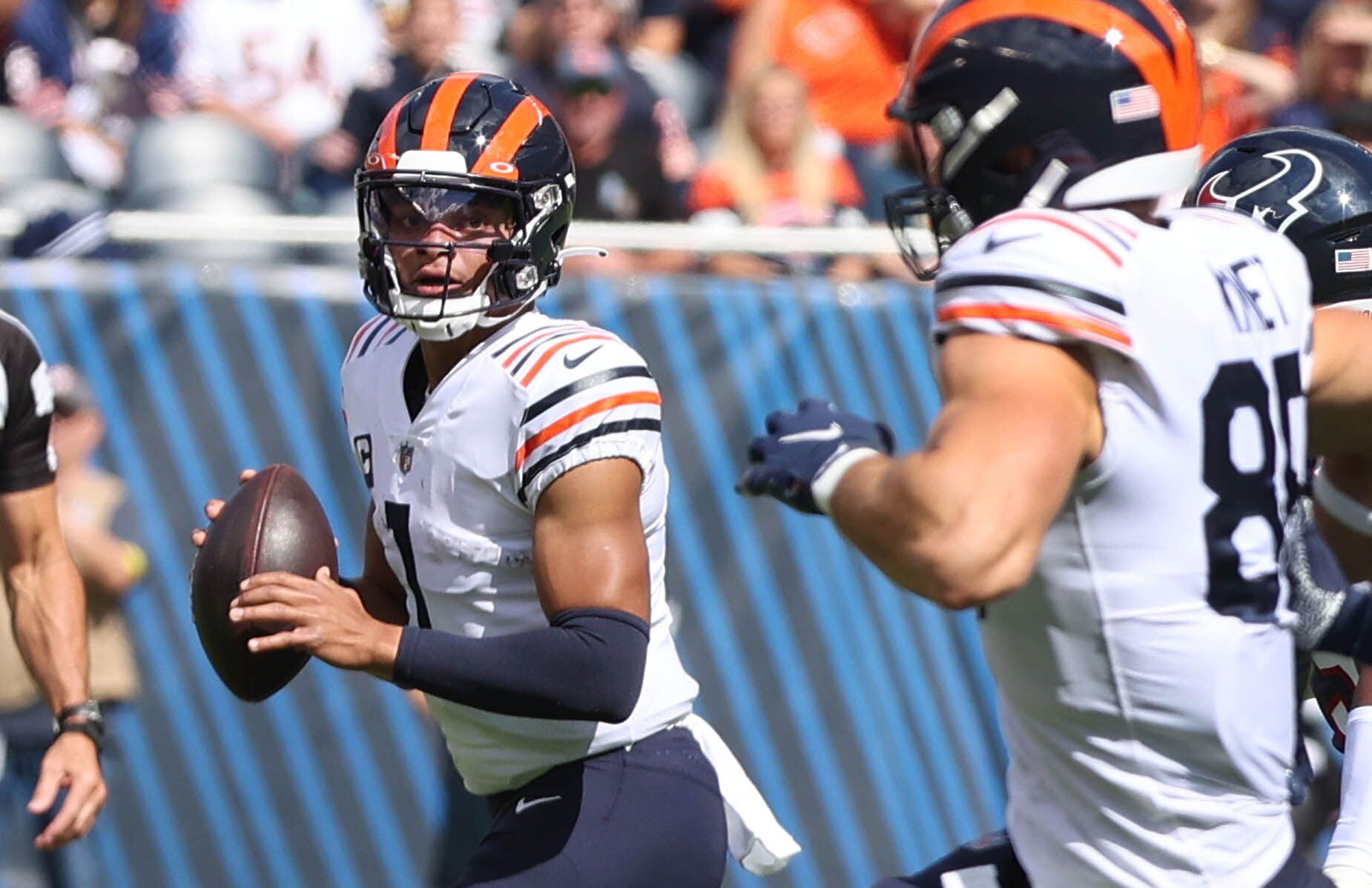 Bears overcome rough day by Justin Fields and defeat the Texans