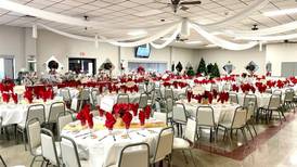 Christmas auction in New Lenox raises thousands for scholarships
