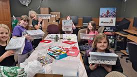 4-H Learn Grow Share SPIN Club plants seedlings at Henry Methodist Church